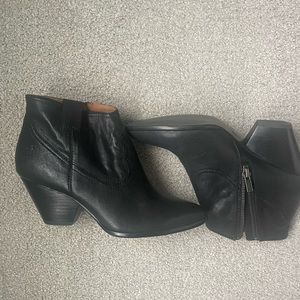 Frye Reina Bootie